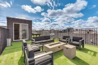 Luxe Newark Retreat w/ Rooftop Deck: Pets Welcome! - parking