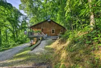 Cozy Deer Glen' Cabin w/ Private Hot Tub & Porch!
