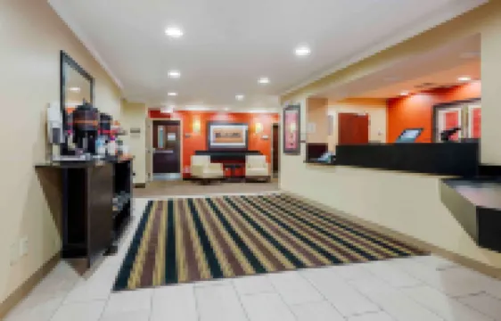 Extended Stay America Suites - Elizabeth - Newark Airport