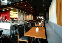 Ramada Encore by Wyndham Izmir - bar