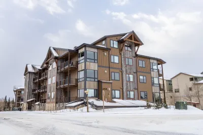 Sail Lofts by Summit County Mountain Retreats Hotels in Dillon