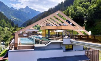 ZillergrundRock Luxury Mountain Resort