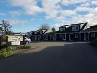 Cottage Mews Motel