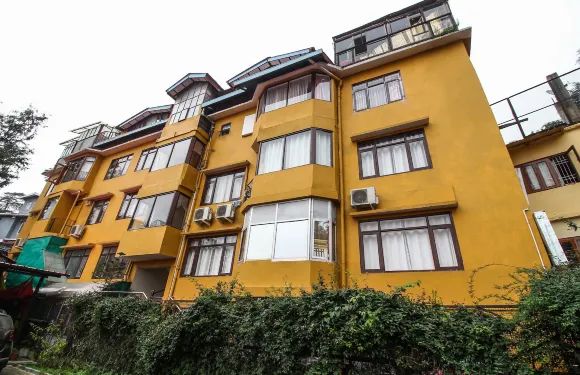 黃昏和黎明酒店