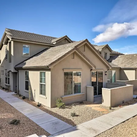 Utah Home w/ Pool Access: Near St George & Zion!