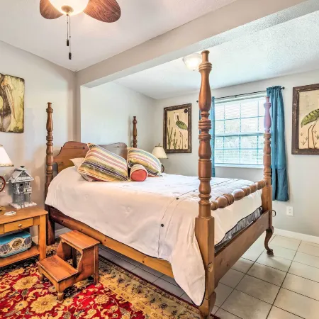 2 Mi to Beach: Canal-Front Home in Hudson!