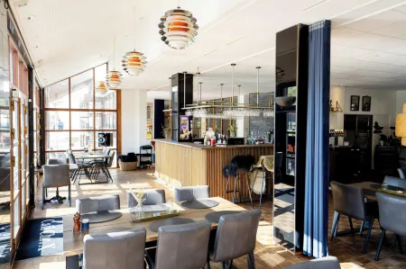 Hotel Medi Отели в г. Икаст-Бранне