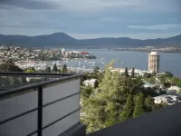 Studioat10 Hotels in Sandy Bay