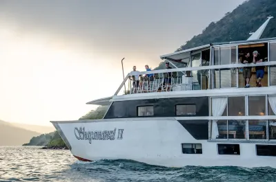 Shayamanzi Houseboats