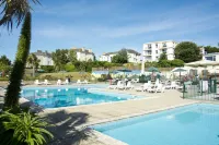 TLH Derwent Hotel - TLH Leisure, Entertainment and Spa Resort - Kolam Renang