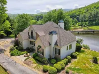 Chic Sky Valley Resort Home on Golf Course! - 3-Sterne