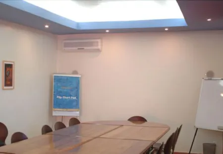 Hotel le Djoloff Отели рядом с достопримечательностью «Dakar port»