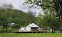 Graves Mountain Farm & Lodges Hotels in Madison County