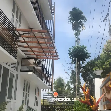 Raveendra Inn