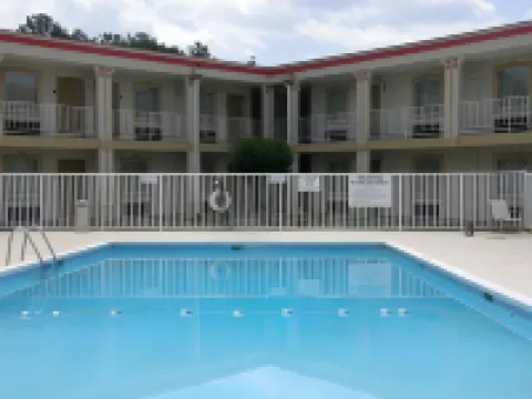 FairBridge Inn & Suites McDonough