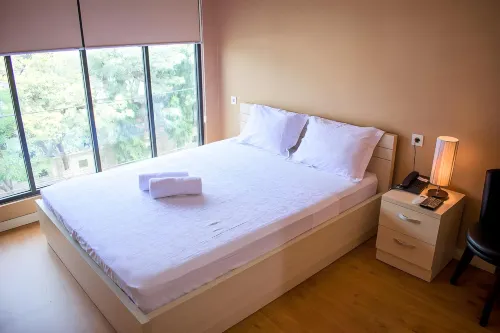 W Home Express Tebet