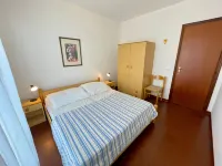 Cozy Flat Near the Beach