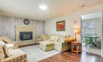 Tropic Getaway Near Bryce Canyon National Park!