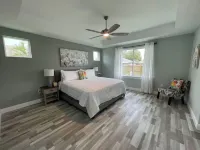 Modern Malibu @ Sebring Hotel a Sebring