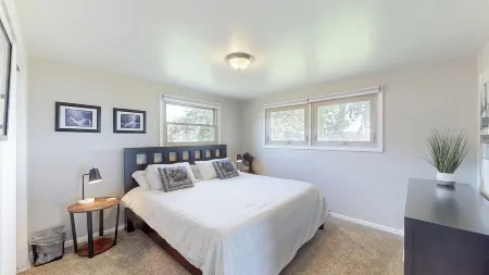 The Blitz House: Where Legends Unwind