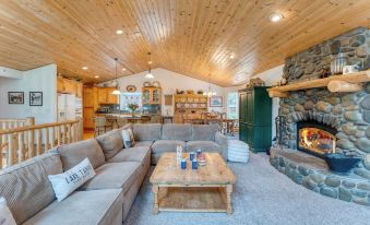 Tahoe Vista by Avantstay Central Location + Patio