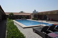Marhaba Resort and Boutique Hotel - parkir
