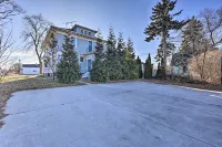 Pet-Friendly Sheboygan Home, 1 Mi to Lake Michigan - que admiten mascotas