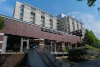Bettenburg Hotel & Hostel