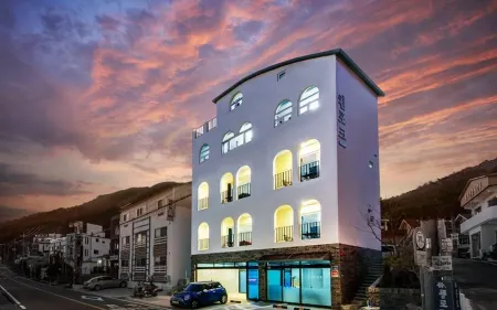 Kinpok Pension in Geojedo Отели рядом с достопримечательностью «Hallyeohaesang National Park»