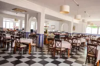 Hotel Comarruga Platja فنادق في ال بندری