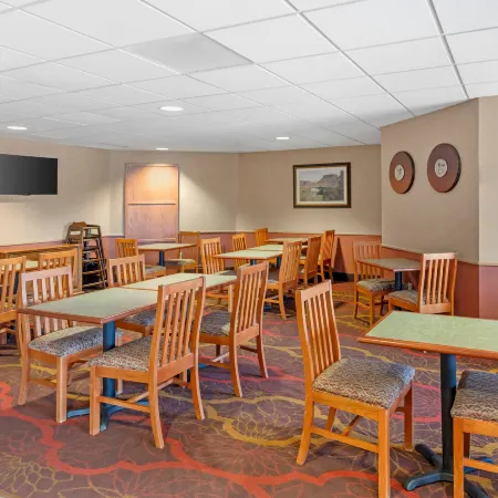 Quality Inn & Suites Wellington - Fort Collins