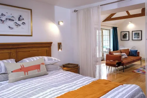 Contemporary & sleek self-catering space, with secure off-street parking.