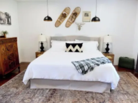 #11 Vintage Downtown Apt - Historic Mainstreet