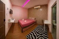 Srk Homestay Hotels in Ngasem