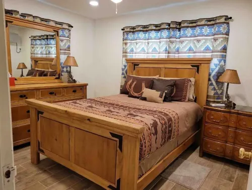 Death Valley Gateway -Suite B Hotels in Beatty