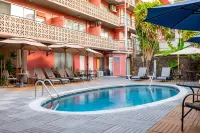 Royal Grove Waikiki