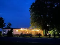 Rainbows End River Lodge - Homestays