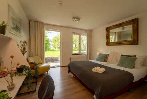 Pean-Buiten Weidum Hotels in Sneek