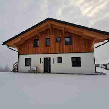 Almhaus Hochenwarter Apartment 2 Hotel Exterior