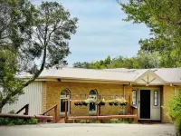 Cape Schanck Golf and Ocean Views Holiday Villa Hotels in Flinders