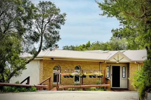 Cape Schanck Golf and Ocean Views Holiday Villa Hotels in Flinders