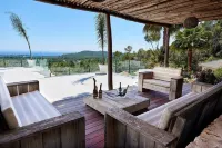 Villa with spectacular views for 12 pax