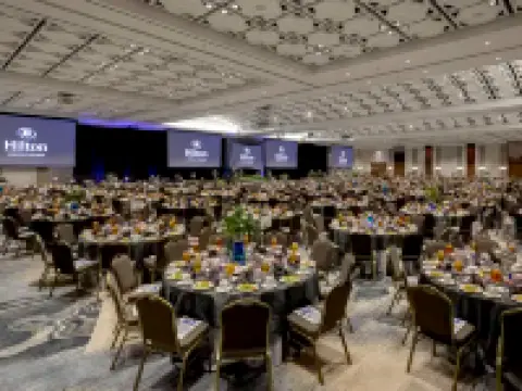 ฮิลตัน นอร์ฟอล์ก เดอะเมน โรงแรมในนอร์ฟอล์ก