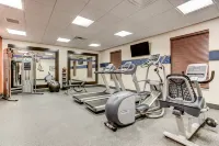 Hampton Inn & Suites Manchester - Gym