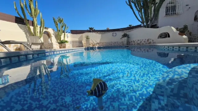 This family home is located on a 1,300 m2 property.