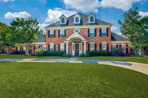 Potomac Pond Hotels in Southlake