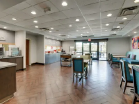 Hampton Inn Moultrie Hotels in Moultrie