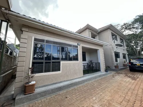 2- bedroom cozy apartment Hotels in Namulanda