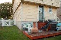 Family/Pet Friendly 3-bedroom Vintage Inspired house in Kyle