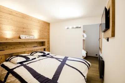 Apt Véronique,  2 bedroom, 6 person, great standard, great location Hôtels à proximité de : Montgenèvre